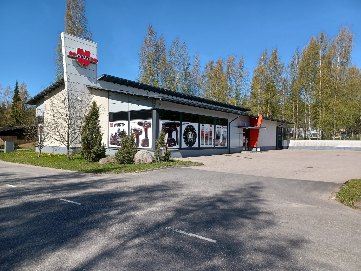 Center Hyvinkää, Koneenkatu