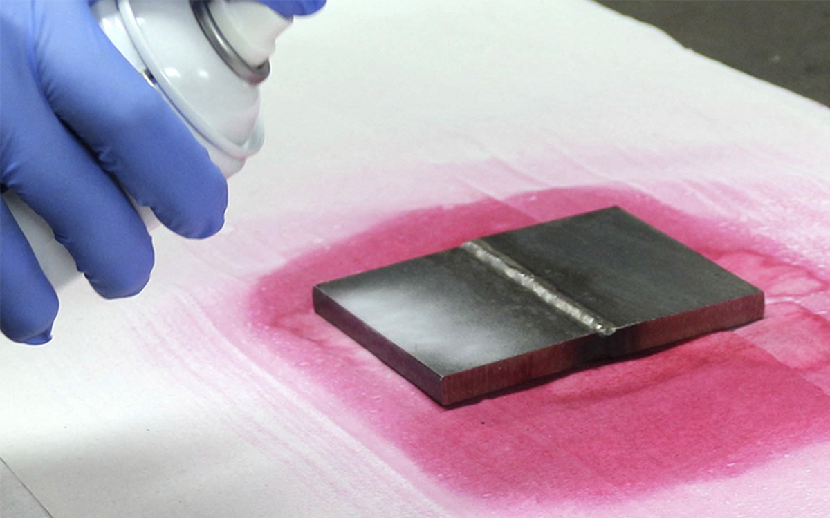 Tunkeumanestetarkastus – Helppo ja tarkka menetelmä pintahalkeamien havaitsemiseen