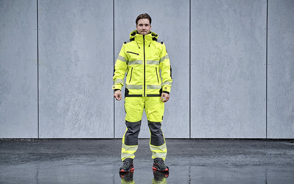 News Teaser Säänkestävä ja käytännöllinen vaatetus kevään ulkotöihin