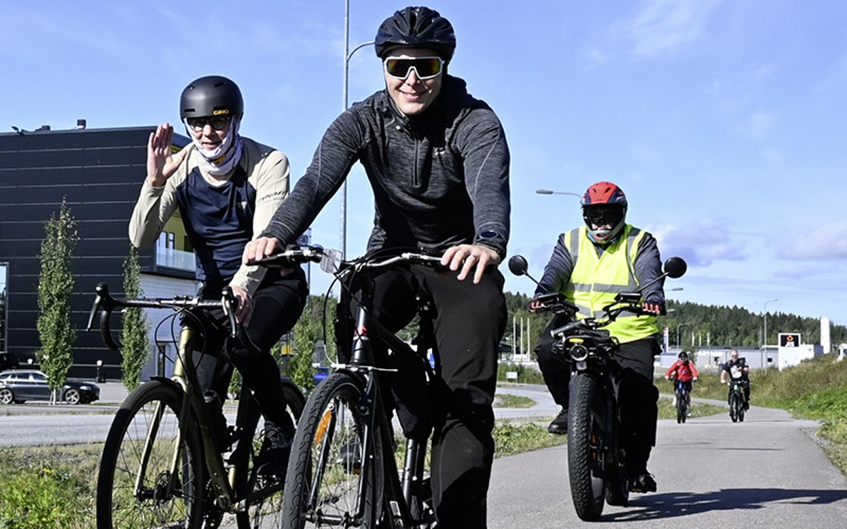 5 päivää, 13 paikkakuntaa, lähes 8 000 km